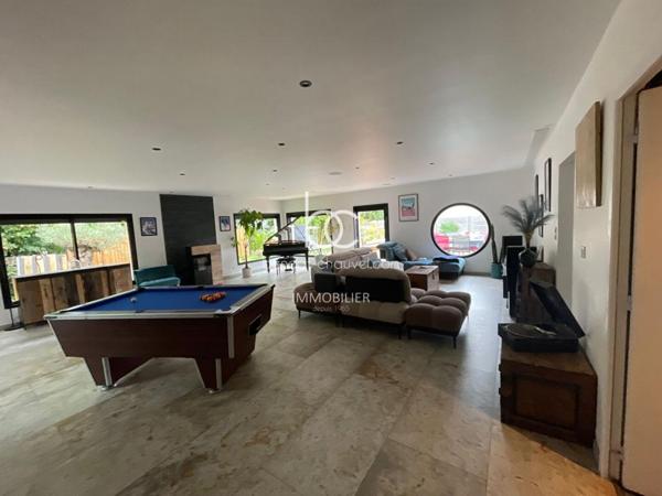 SARZEAU Maison 10 pièces 400 m²