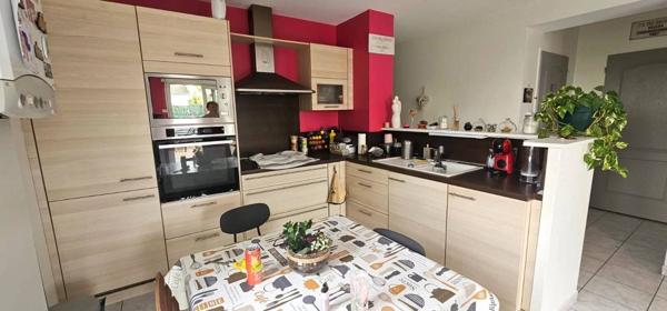 T3 AVEC GARAGE ET EXTERIEUR