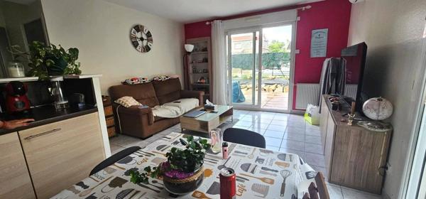 T3 AVEC GARAGE ET EXTERIEUR