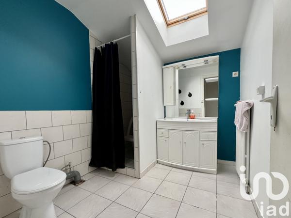 Maison à vendre 8 pièces 253 m² Le Chambon-Feugerolles