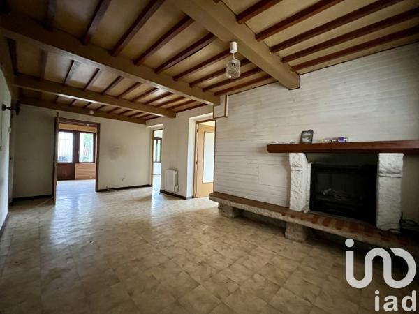 Maison à vendre 8 pièces 253 m² Le Chambon-Feugerolles