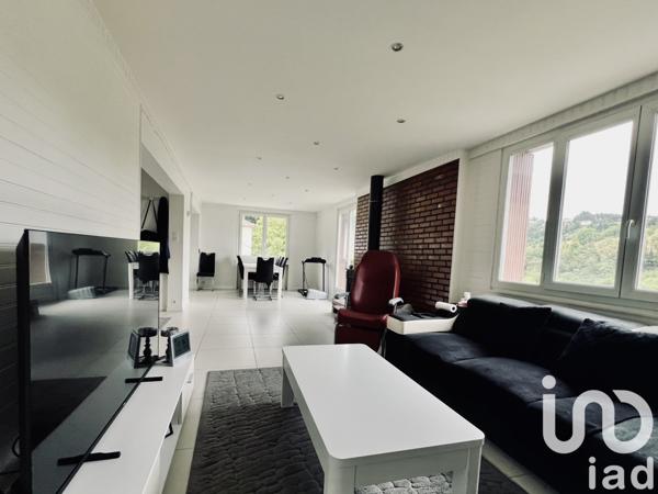 Maison à vendre 8 pièces 253 m² Le Chambon-Feugerolles