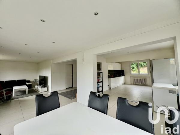 Maison à vendre 8 pièces 253 m² Le Chambon-Feugerolles