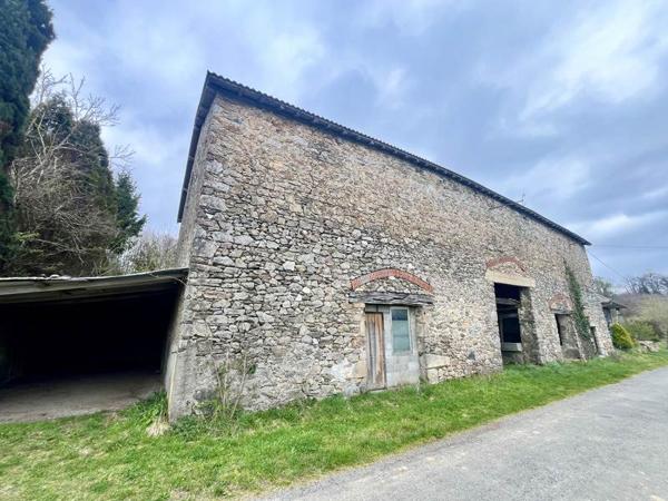 Grange à vendre 22 000 € Pageas 1 pièce 229 m² DPE
