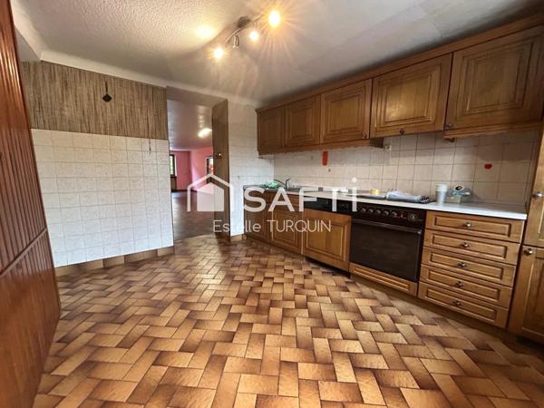 Maison mitoyenne de village de 146 m2