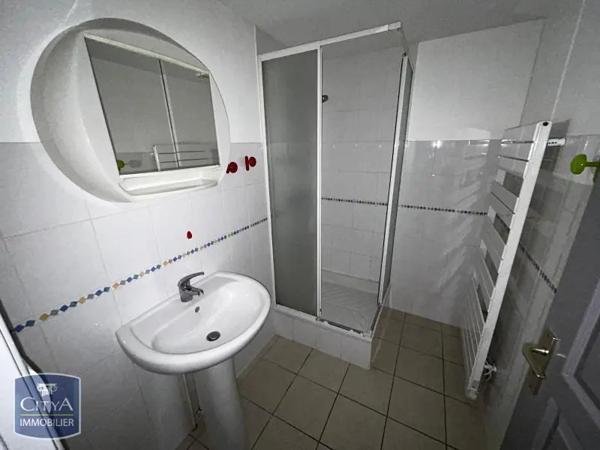 Appartement à louer 1 pièce 23.36m² Mâcon (71000)