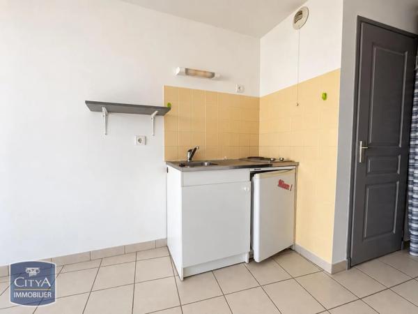 Appartement à louer 1 pièce 23.36m² Mâcon (71000)