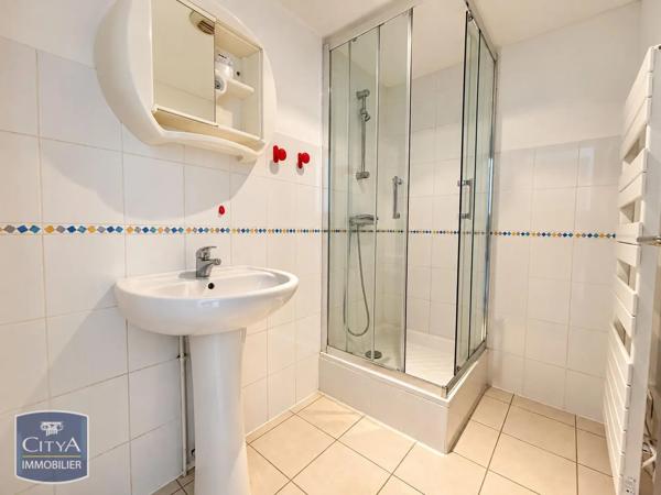 Appartement à louer 1 pièce 23.36m² Mâcon (71000)