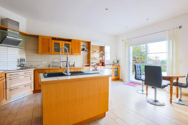 Maison à vendre à Puilboreau - 5 pièces, 4 chambres, 690 000 €