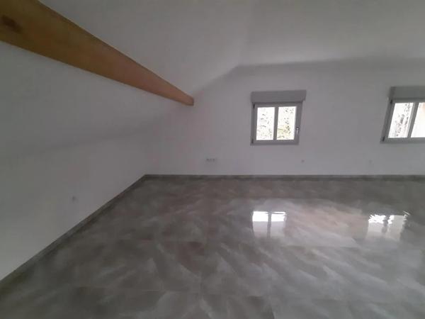 Appartement à louer à Cluse-et-Mijoux (25300)