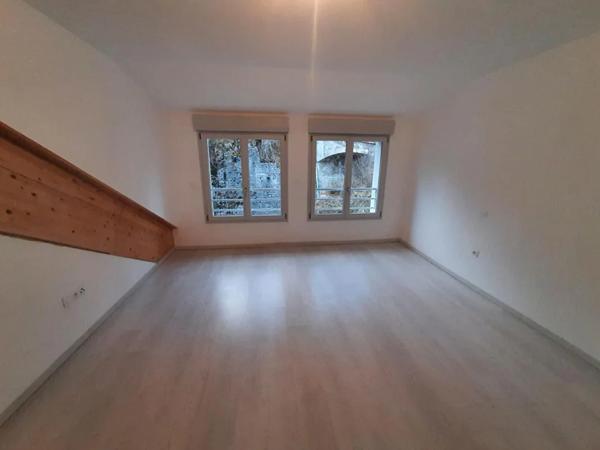 Appartement à louer à Cluse-et-Mijoux (25300)