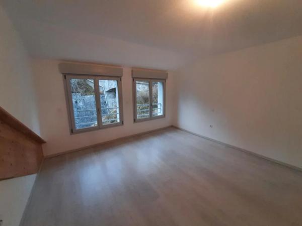 Appartement à louer à Cluse-et-Mijoux (25300)