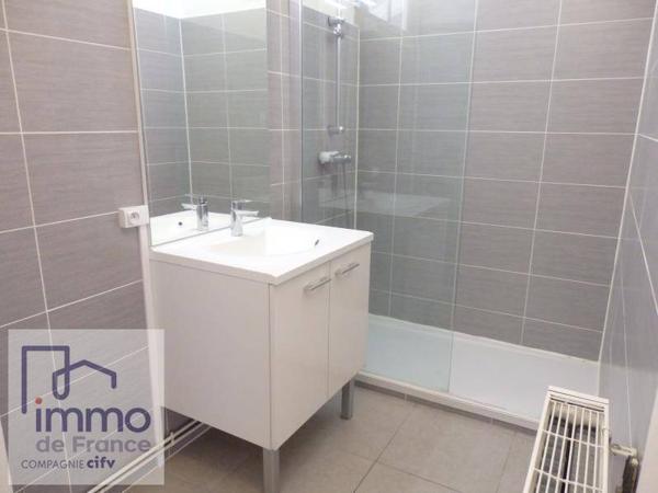 A LOUER ! APPARTEMENT T2 EN CENTRE VILLE