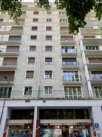 Vente / Studio meublé à Troyes (10000)