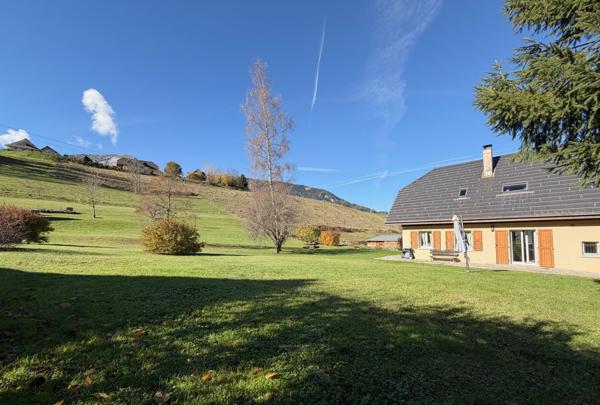 Saint-Pierre-de-Chartreuse (38380) Environnement EXCEPTIONNEL à 35mn de Grenoble, vue imprenable - hameau très prisé de St Hugues en Chartreuse