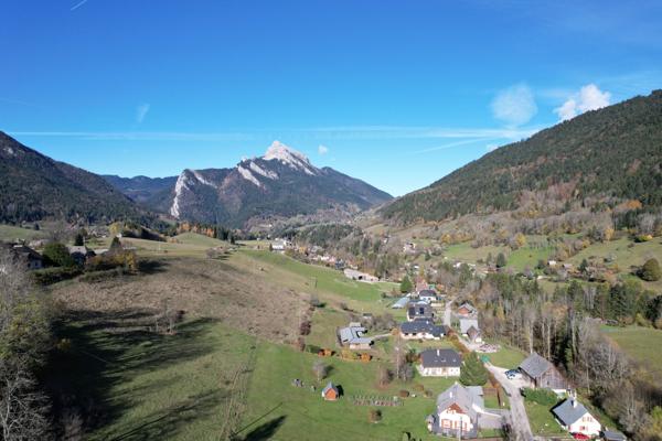 Saint-Pierre-de-Chartreuse (38380) Environnement EXCEPTIONNEL à 35mn de Grenoble, vue imprenable - hameau très prisé de St Hugues en Chartreuse