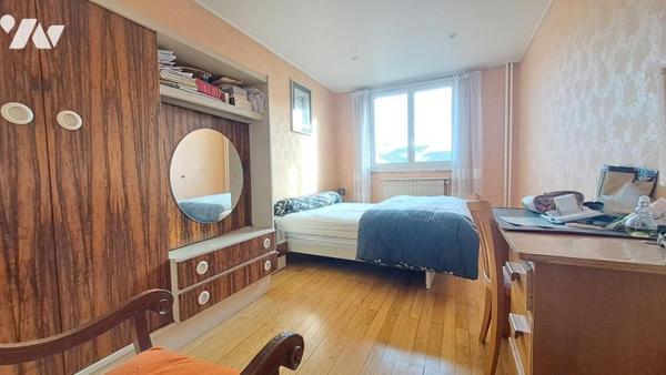 APPARTEMENT TYPE 3 GARAGE ET CAVE