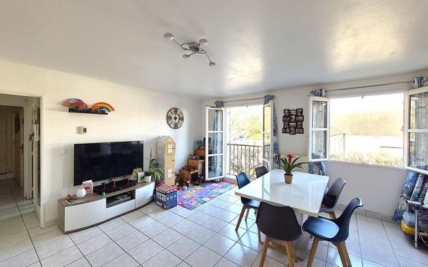 Appartement à vendre    3 pièces • 64,50 m2 Brie-Comte-Robert