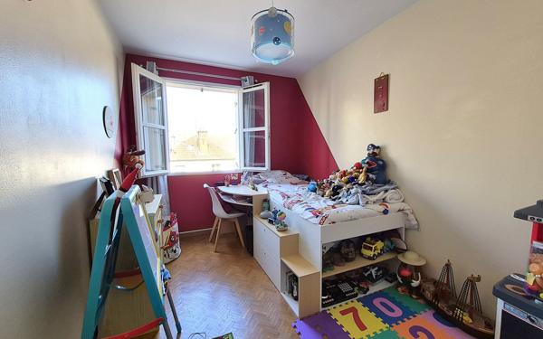 Appartement à vendre    3 pièces • 64,50 m2 Brie-Comte-Robert