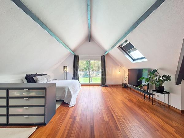 Maison Lamorlaye 10 pièce(s) 292 m2