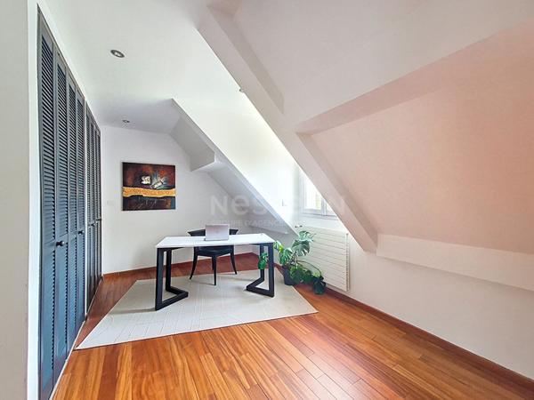 Maison Lamorlaye 10 pièce(s) 292 m2