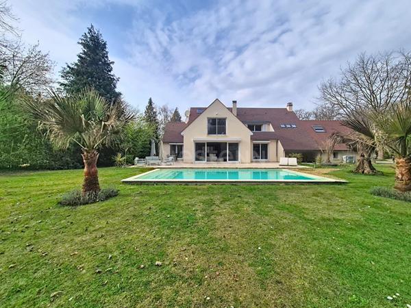 Maison Lamorlaye 10 pièce(s) 292 m2