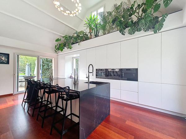 Maison Lamorlaye 10 pièce(s) 292 m2