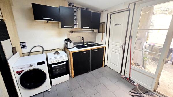 Baisse de Prix !  SAINT QUENTIN Maison 2 pièce(s) 60 m2 avec courette