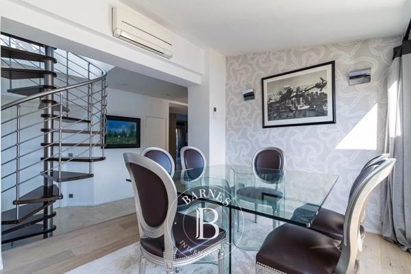 Paris 16ème, Appartement 3 Chambres -  127 m² à vendre