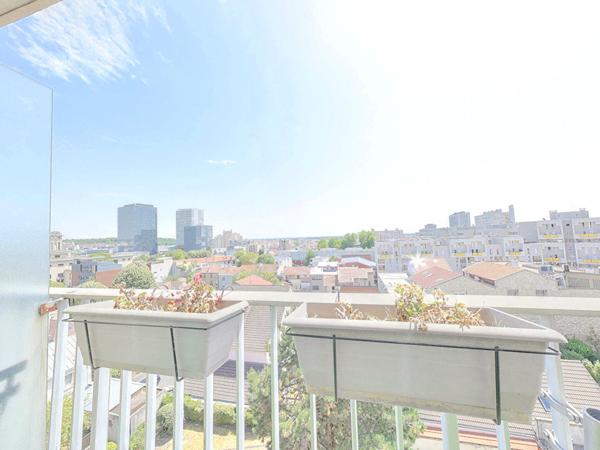 Appartement Montreuil 4 pièce(s) 77.72 m2
