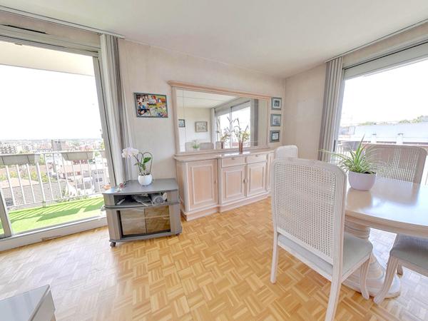 Appartement Montreuil 4 pièce(s) 77.72 m2