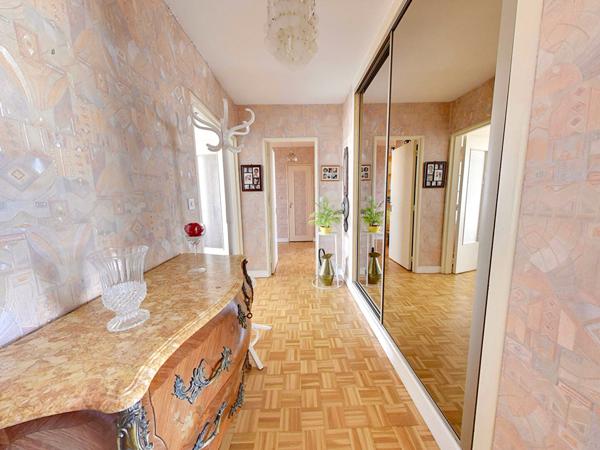 Appartement Montreuil 4 pièce(s) 77.72 m2