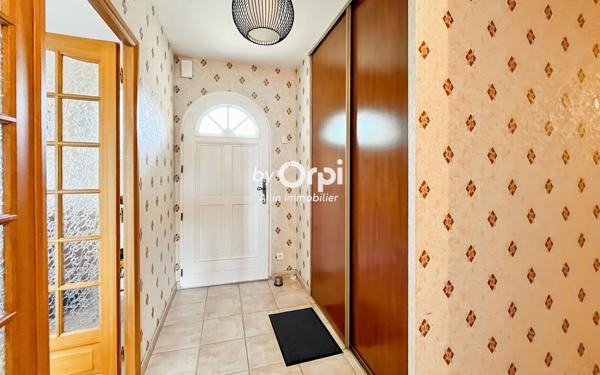 Maison à vendre    4 pièces •  Montmarault