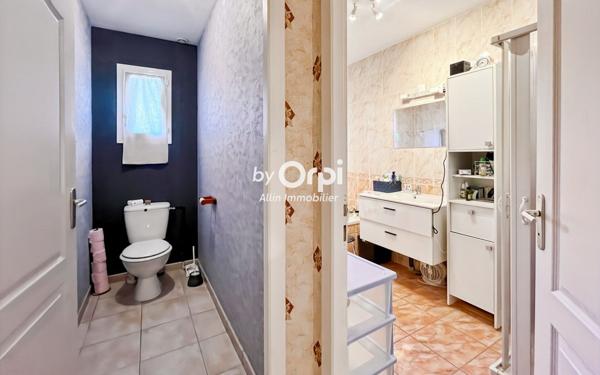 Maison à vendre    4 pièces •  Montmarault