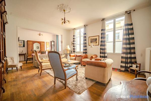 Maison à vendre à Saumur 49400 - centre ville - 4 ou 5 chambres - 171 m² Habitable - Dépendance - Jardin