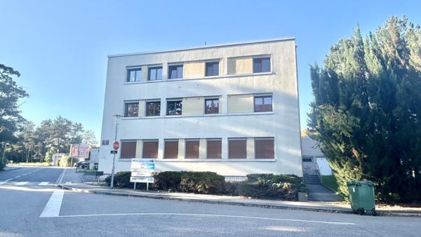 NANCY Maxéville, immeuble locatif mixte, rapport 9,3 % !