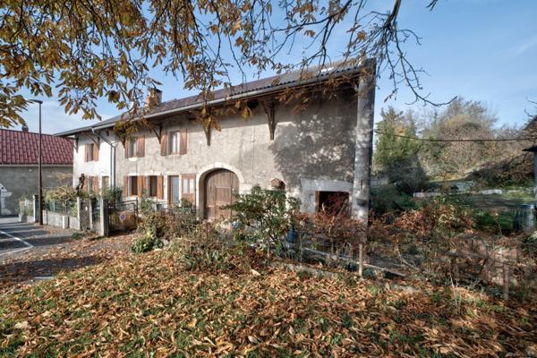 Maison à vendre 6 pièces LANCRANS (01)