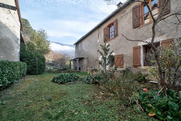 Maison à vendre 6 pièces LANCRANS (01)