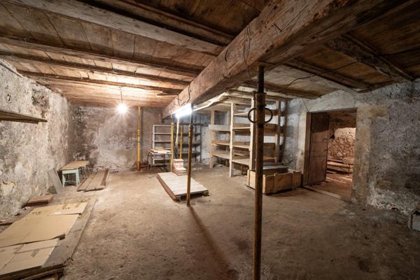 Maison à vendre 6 pièces LANCRANS (01)