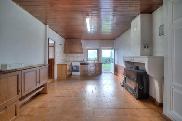 Maison à vendre 6 pièces LANCRANS (01)