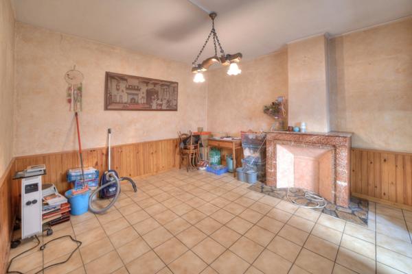 Maison à vendre 6 pièces LANCRANS (01)