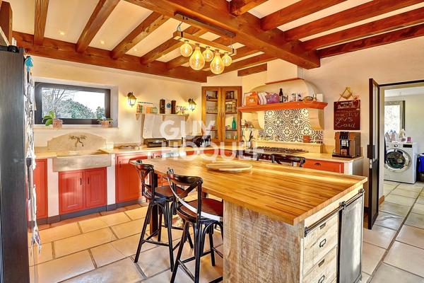 Corps de ferme rénover d'environ 200 m²