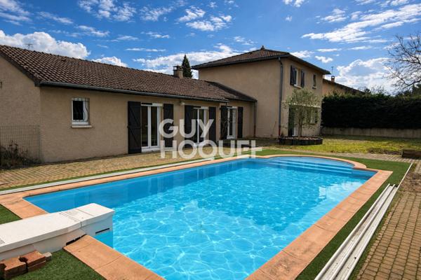 MAISON À VENDRE DE 5 PIÈCES DE 184,00 M²