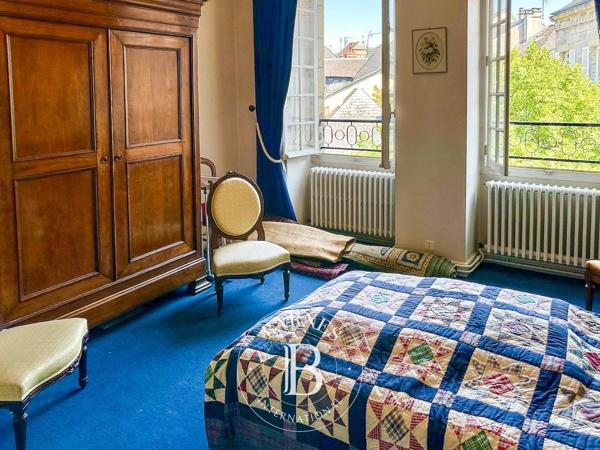 Brive-la-Gaillarde, Maison de ville 5 Chambres -  230 m² à vendre