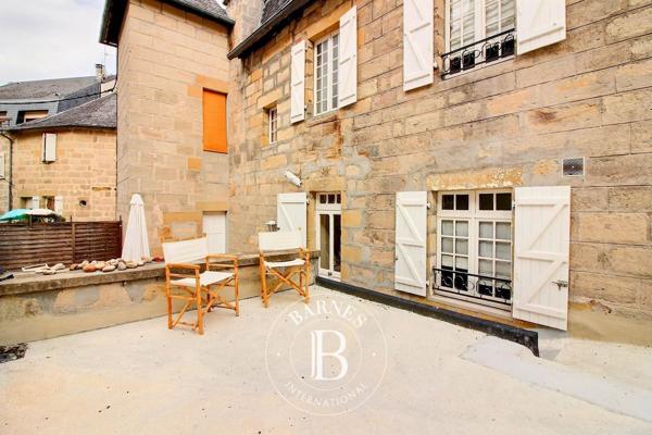 Brive-la-Gaillarde, Maison de ville 5 Chambres -  230 m² à vendre
