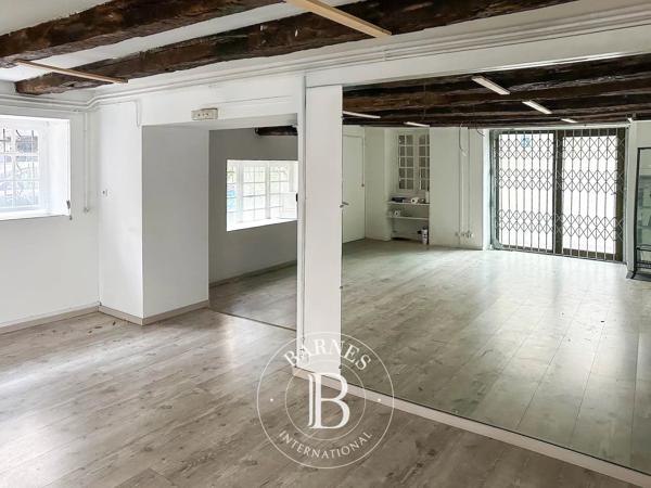 Brive-la-Gaillarde, Maison de ville 5 Chambres -  230 m² à vendre