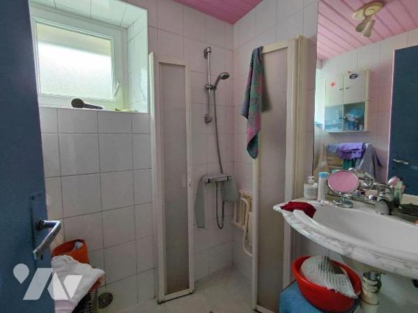 Maison en pierre à vendre à Crédin (56580) - Terrain constructible et divisible - Fort potentie...