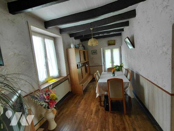 Maison en pierre à vendre à Crédin (56580) - Terrain constructible et divisible - Fort potentie...