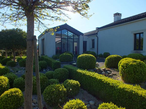 Propriété à vendre 17 pièces proche de SEMUR EN AUXOIS (21)