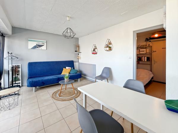 Appartement 1 pièce(s) latéral mer
